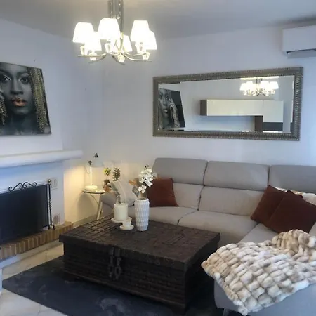 Calahonda Medina Del Zoco - Ground Floor Apartment *
